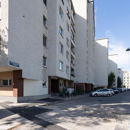 Two Bedrooms - 85 Squaremeters - 4 Min To U6 Dresdner Str Wien Exterior foto