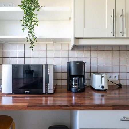 Two Bedrooms - 85 Squaremeters - 4 Min To U6 Dresdner Str Wien Exterior foto