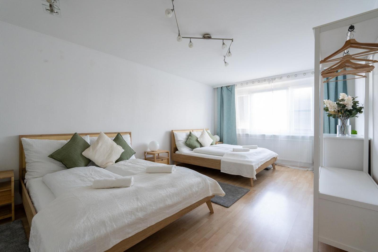 Two Bedrooms - 85 Squaremeters - 4 Min To U6 Dresdner Str Wien Exterior foto